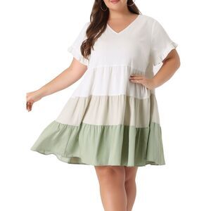 Plus Size Babydoll Short Sleeve Swing Hem Chambray V Neck Mini Dress Green